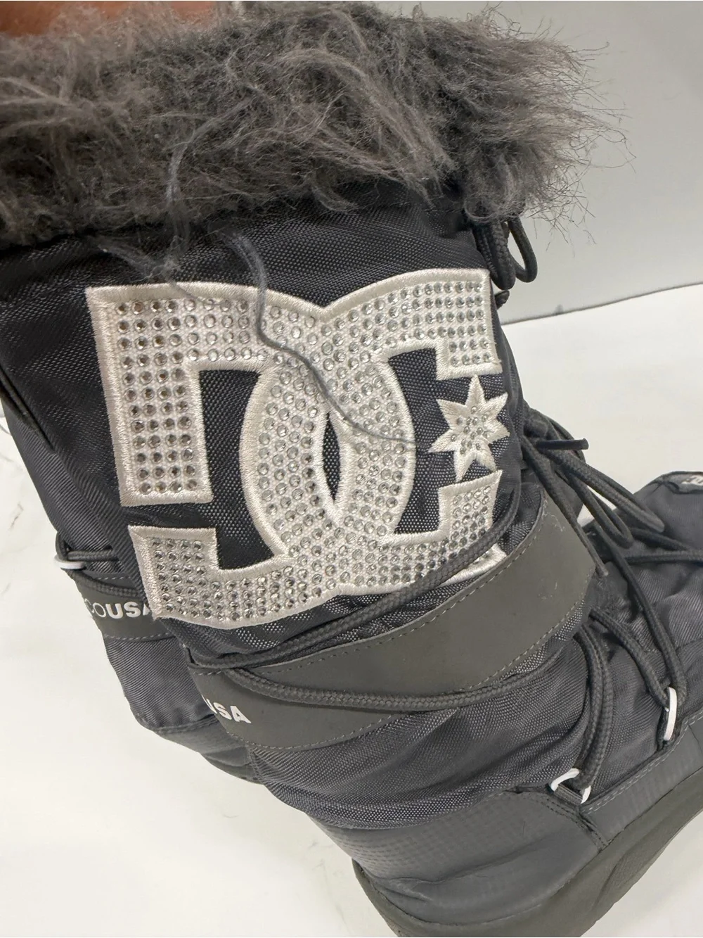 vintage DC Chalet SE gray snow boots M